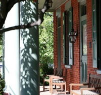 Bird-in-Hand Village Inn  Suites - Tourism Bookings