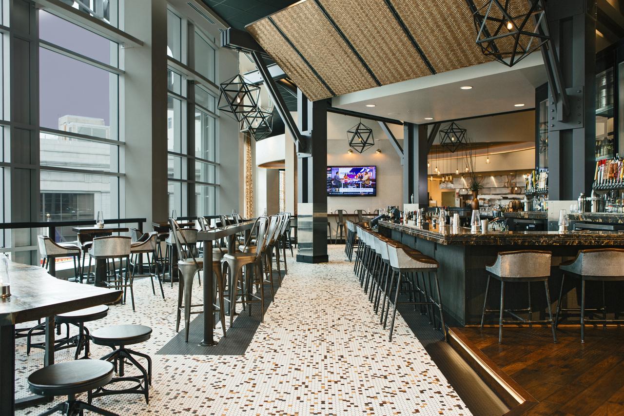 Renaissance Allentown Hotel - thumb 18