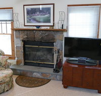 Three Bedroom CamelBack Mountain Getaway retreat - USA Accommodation