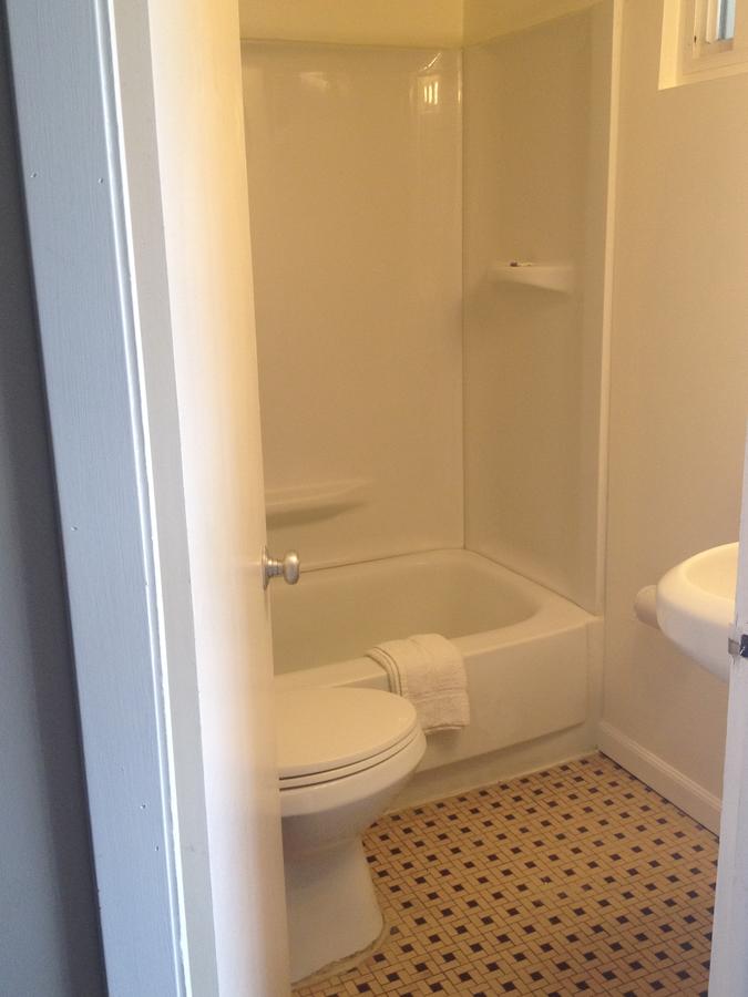 The Hollander Motel - thumb 19