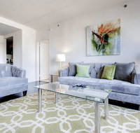 Global Luxury Suites Near Providence Place Shopping Mall - Hotels Santiago