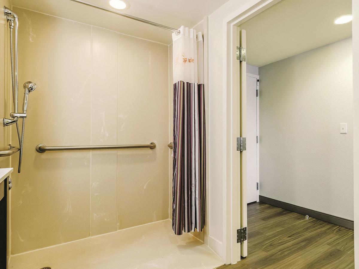 La Quinta By Wyndham Warwick Providence Airport - thumb 10