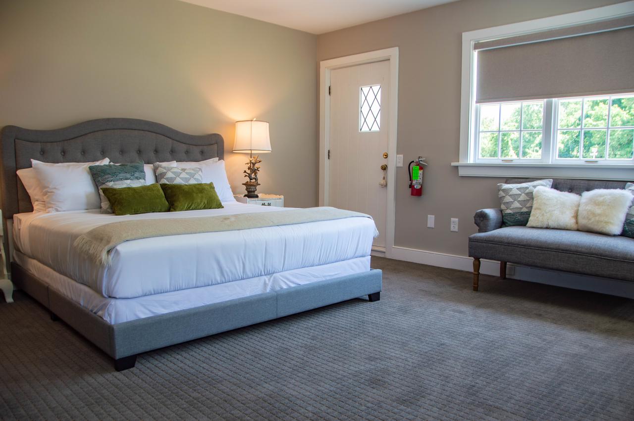 Shelter Harbor Inn - thumb 13