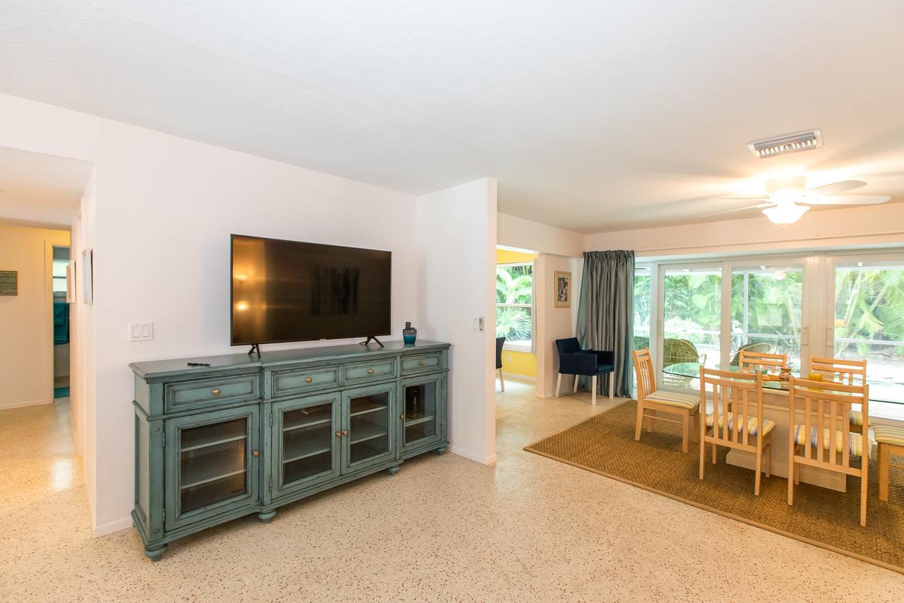 A CENTER OF PARADISE - thumb 18