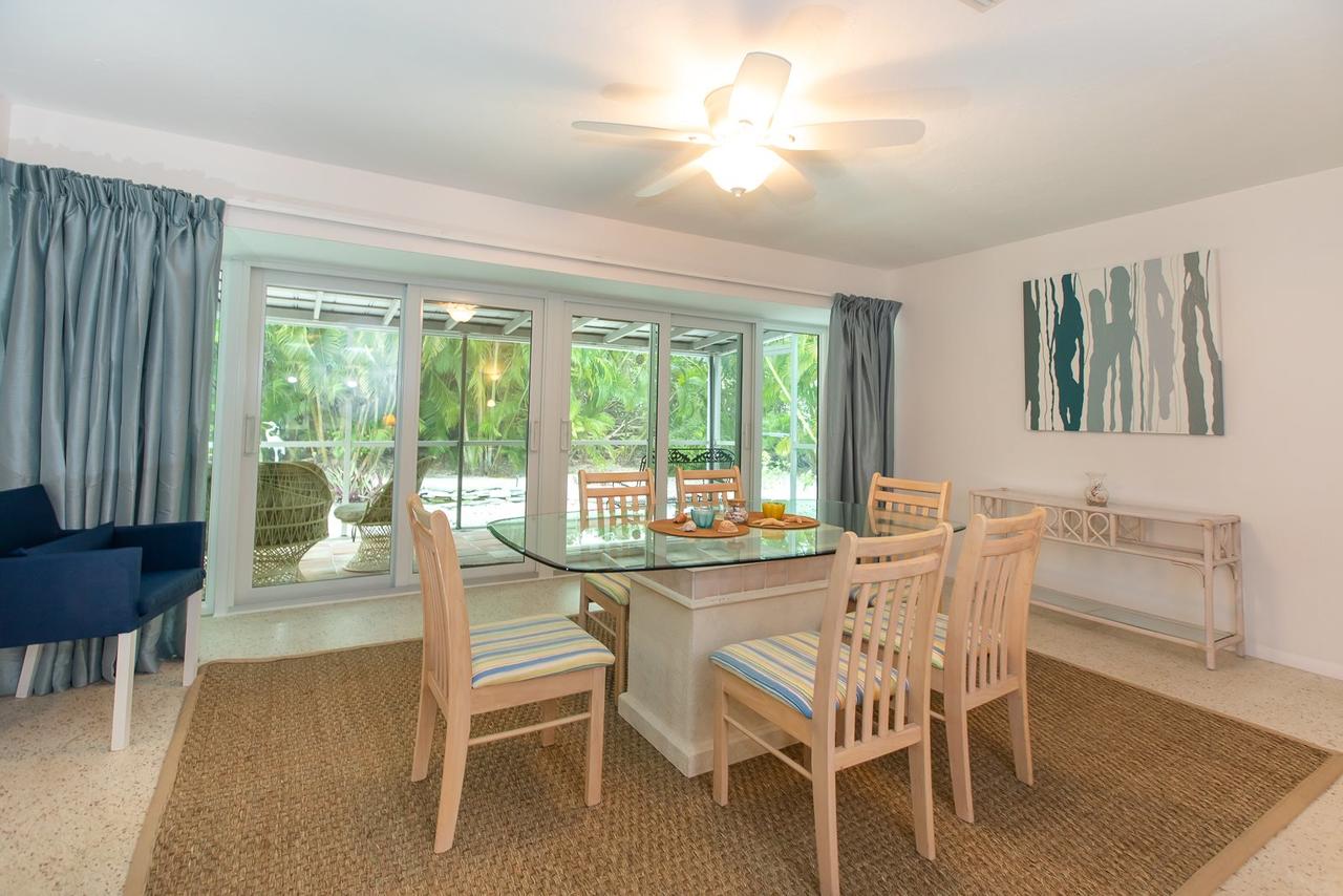 A CENTER OF PARADISE - thumb 4