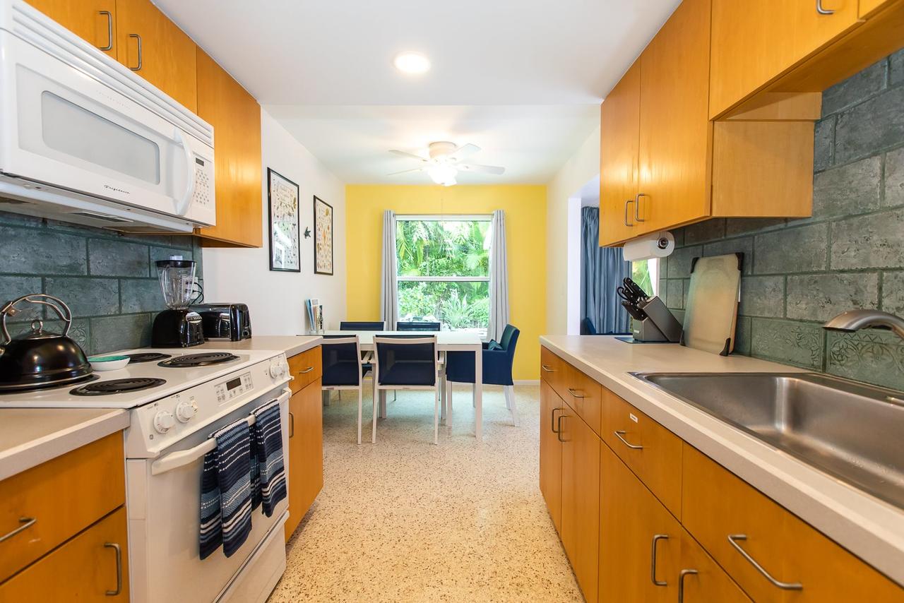 A CENTER OF PARADISE - thumb 7