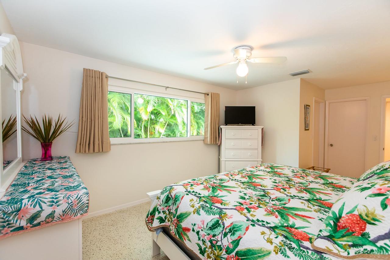 A CENTER OF PARADISE - thumb 15