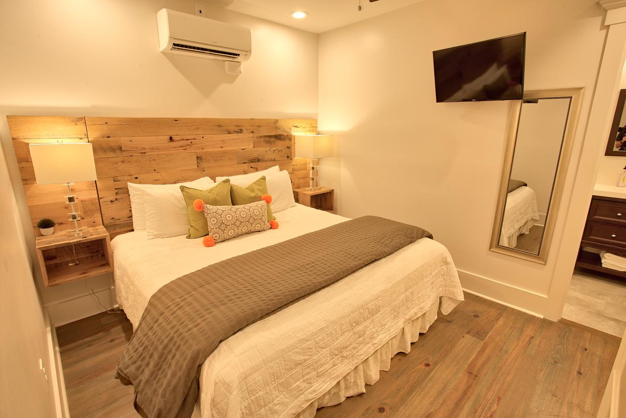 493 King Luxury Two Bedroom Suites - thumb 23