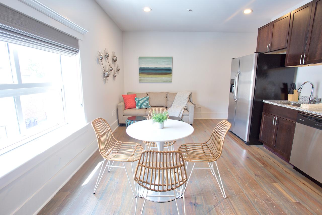 493 King Luxury Two Bedroom Suites - thumb 16