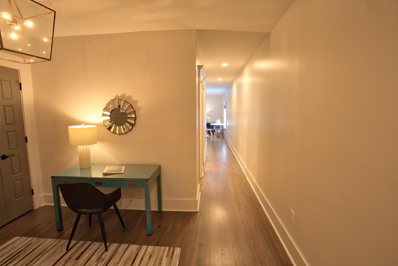 493 King Luxury Two Bedroom Suites - thumb 8