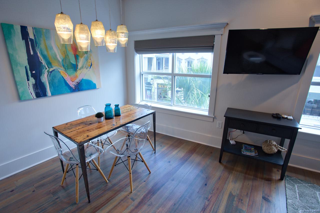 493 King Luxury Two Bedroom Suites - thumb 43