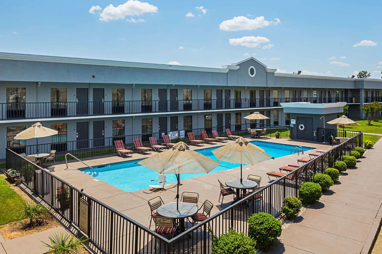 Quality Inn & Suites Greenville - Haywood Mall - thumb 33