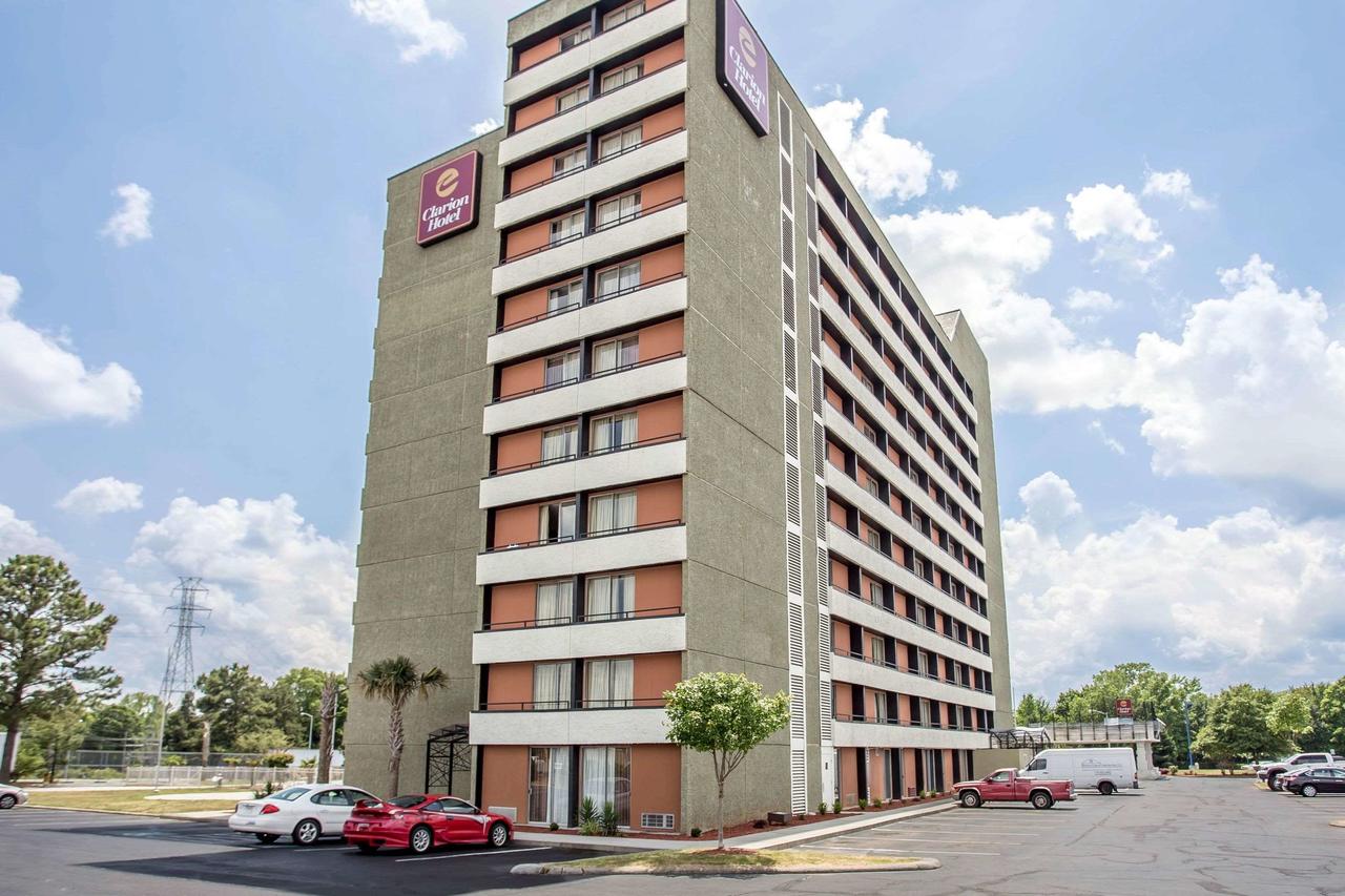 Clarion Hotel - thumb 0