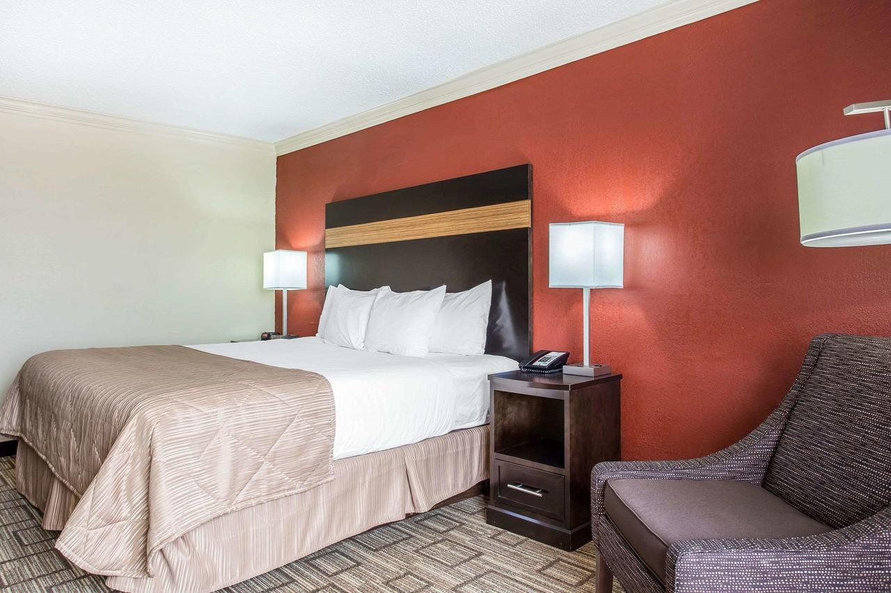 Clarion Hotel - thumb 19