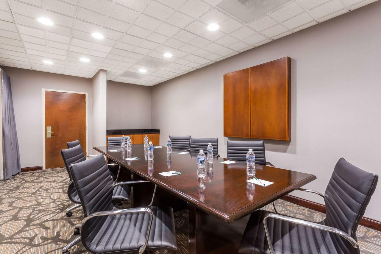 Wingate By Wyndham Greenville Airport - thumb 26