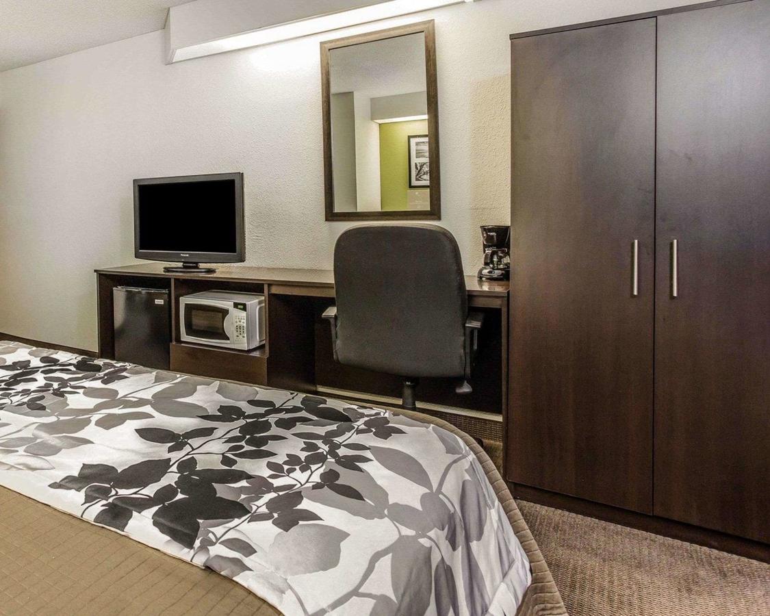 Sleep Inn At Greenville Convention Center - thumb 28