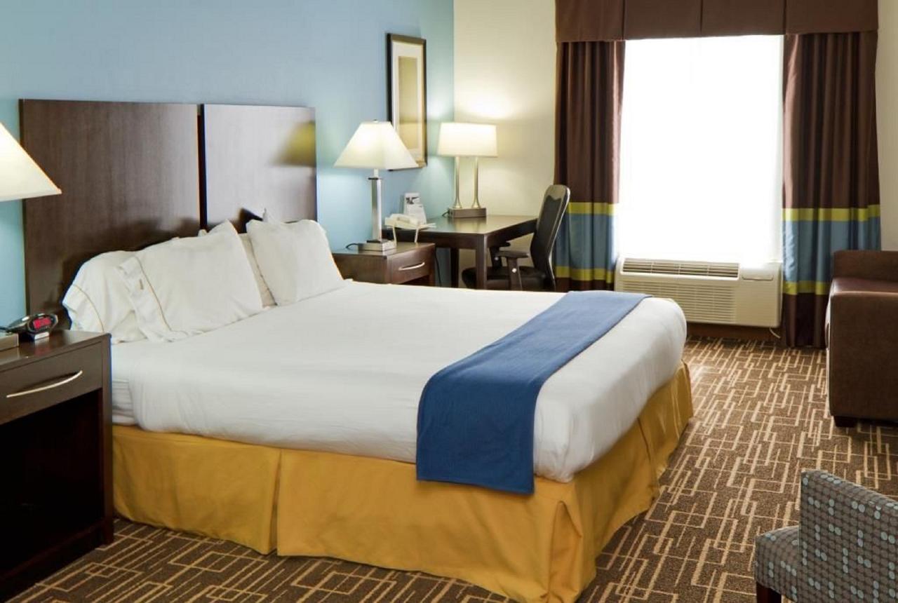 Holiday Inn Express Hotel & Suites Greenville-Downtown - thumb 9