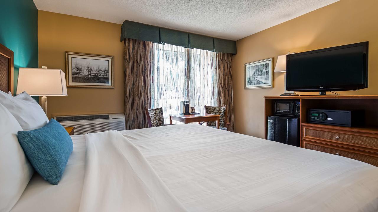 Best Western Charleston Inn - thumb 42