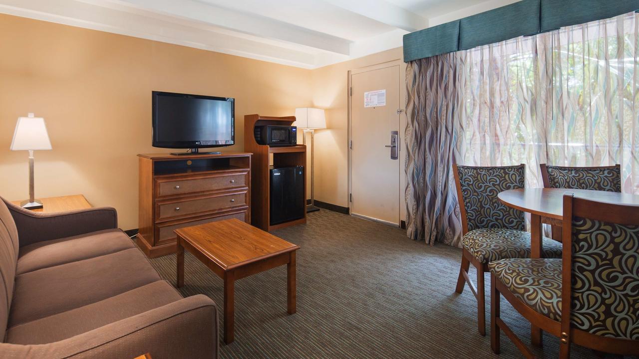 Best Western Charleston Inn - thumb 26