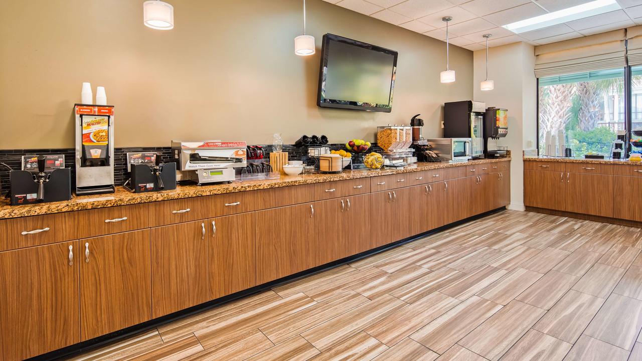 Best Western Charleston Inn - thumb 35