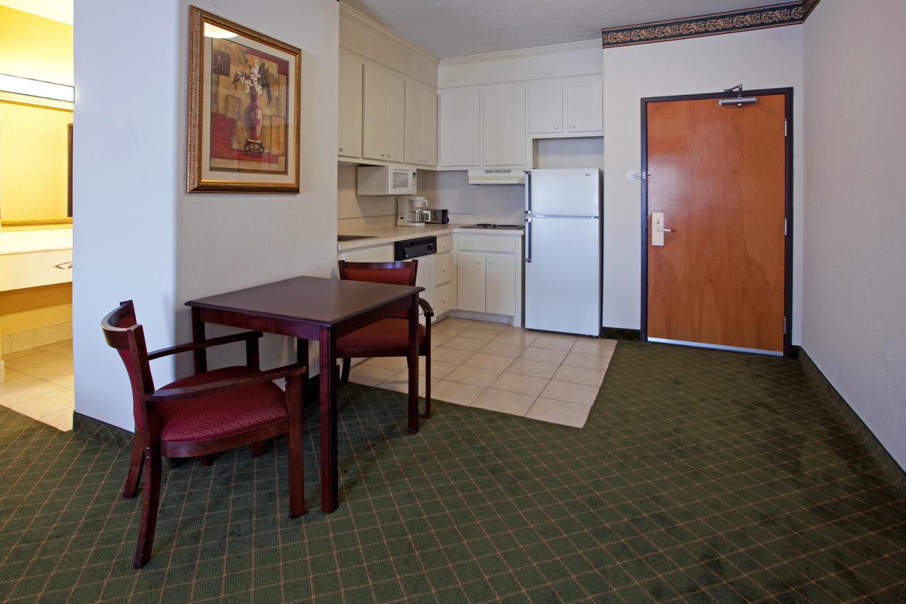 Moncks Corner Inn - thumb 20