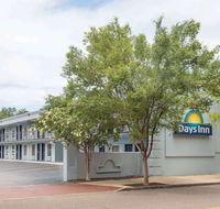 Days Inn by Wyndham Charleston Historic District - Tourism Bookings