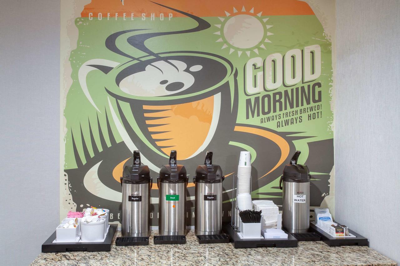 Wingate By Wyndham Charleston Airport Coliseum - thumb 16