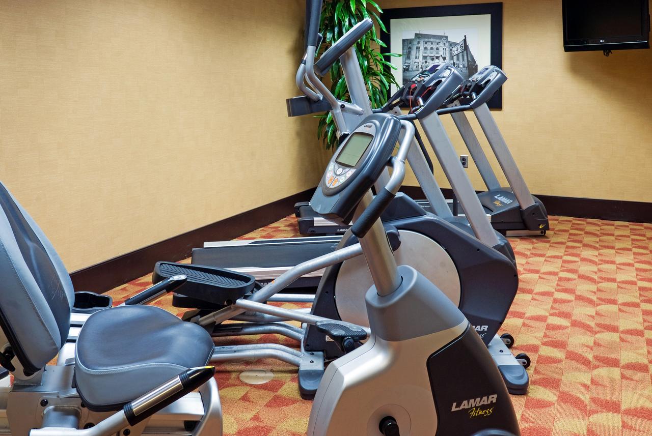 Holiday Inn Express Hotel & Suites Columbia-Fort Jackson - thumb 2