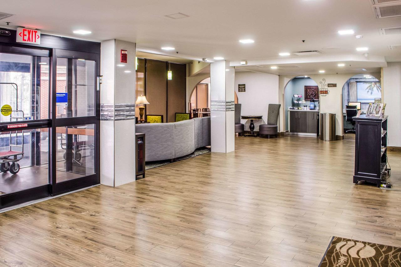 Comfort Inn Downtown Charleston - thumb 42