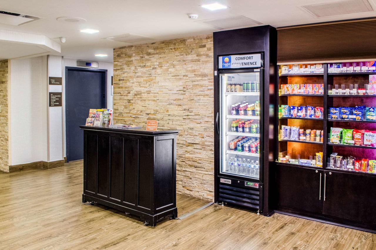 Comfort Inn Downtown Charleston - thumb 23