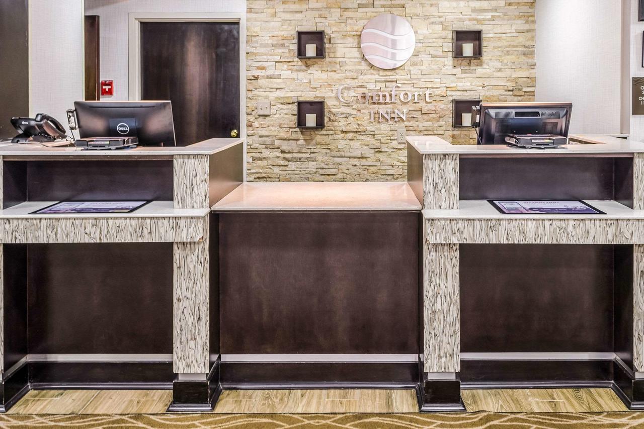 Comfort Inn Downtown Charleston - thumb 39