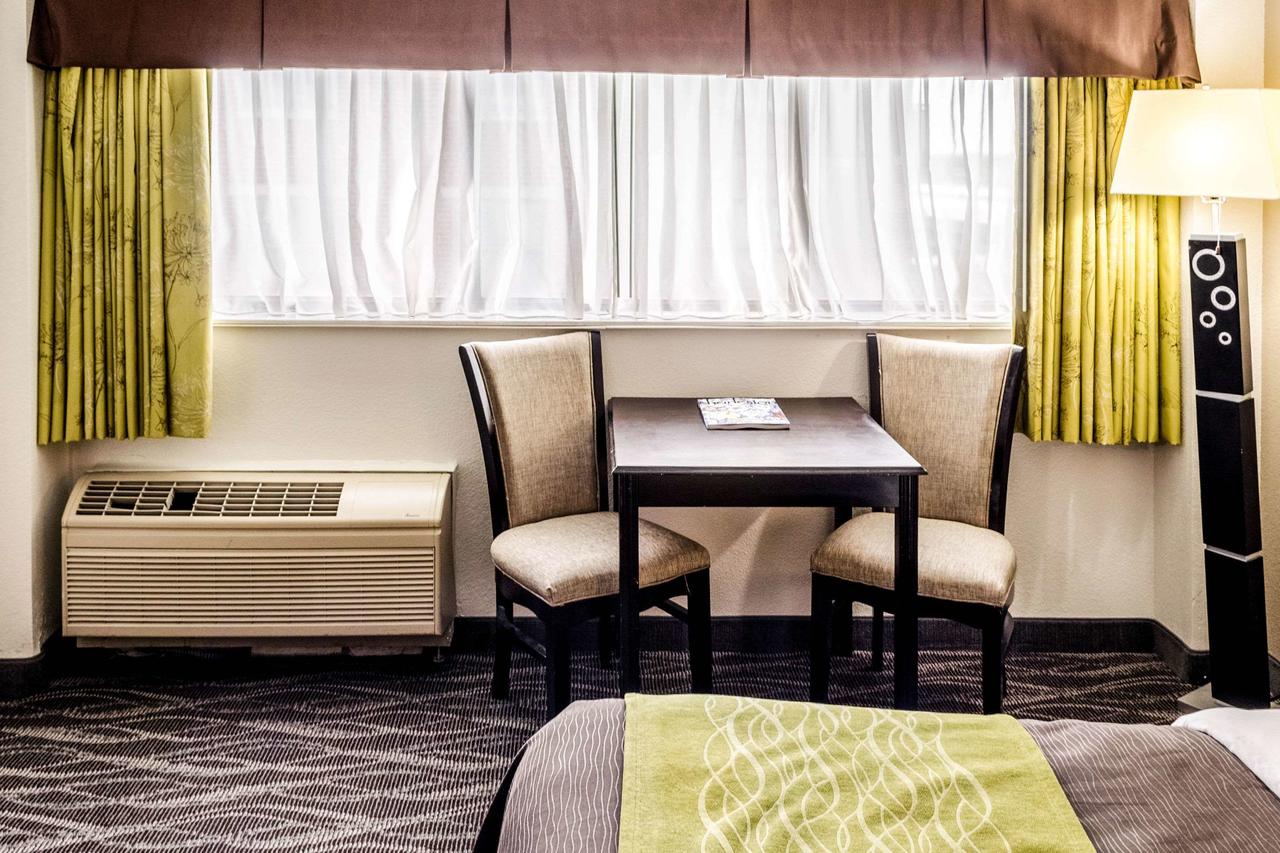 Comfort Inn Downtown Charleston - thumb 31