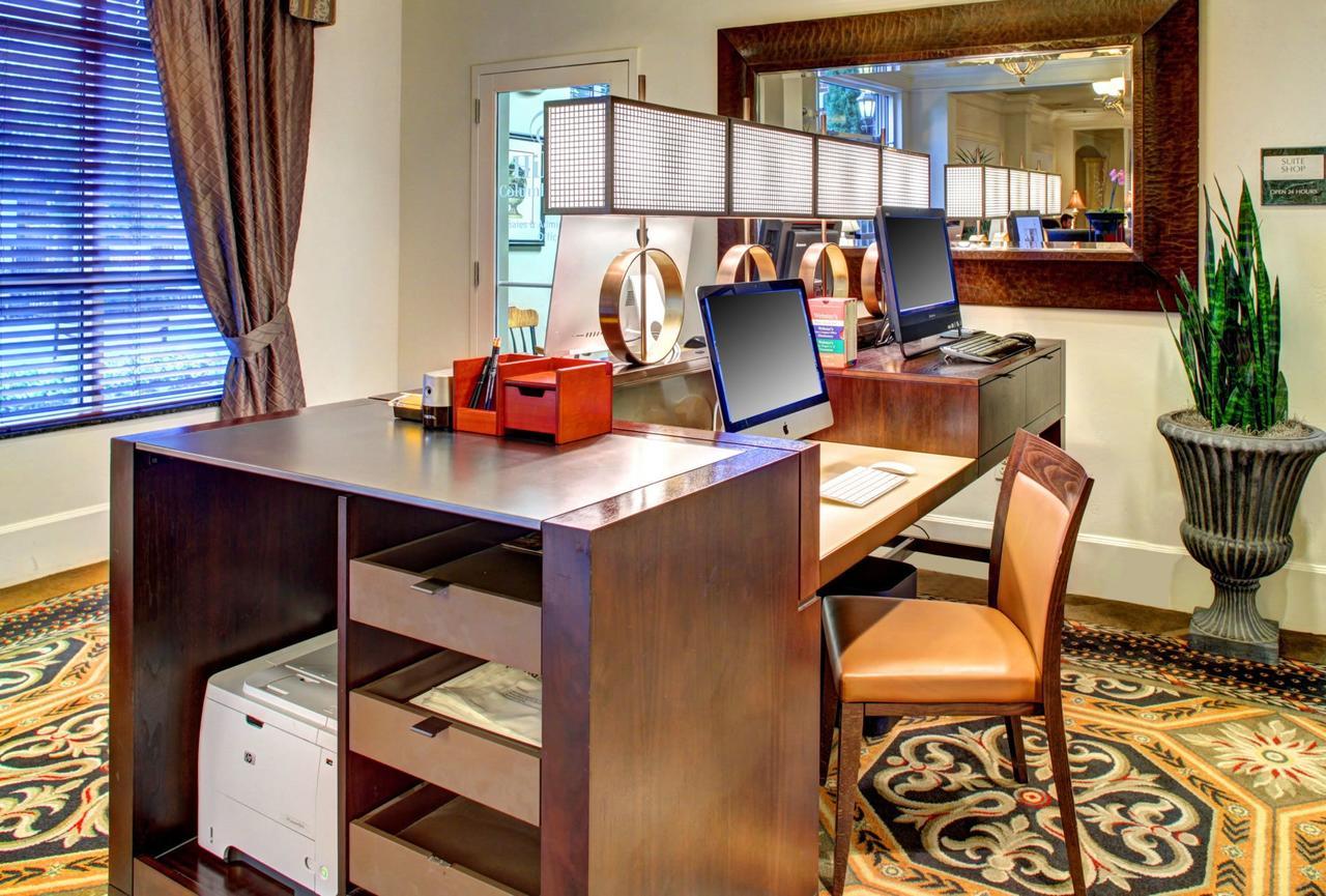 Hilton Columbia Center - thumb 21