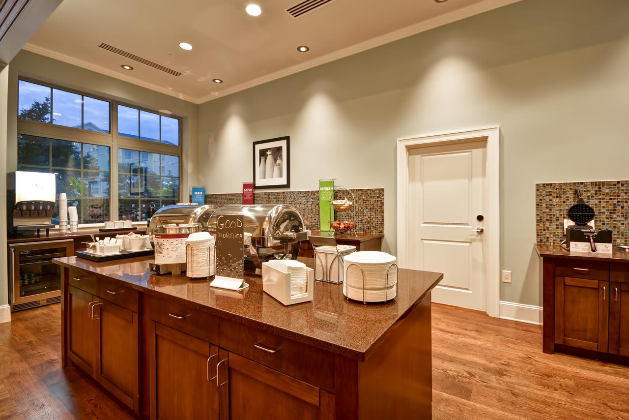 Hampton Inn & Suites Charleston Airport - thumb 40