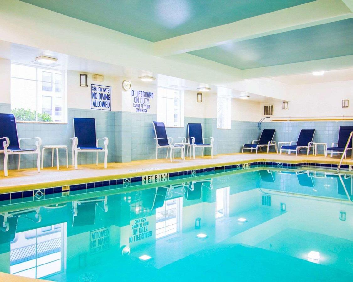 Comfort Inn & Suites Convention Center - thumb 24