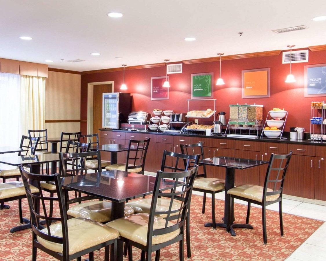 Comfort Inn & Suites Convention Center - thumb 30