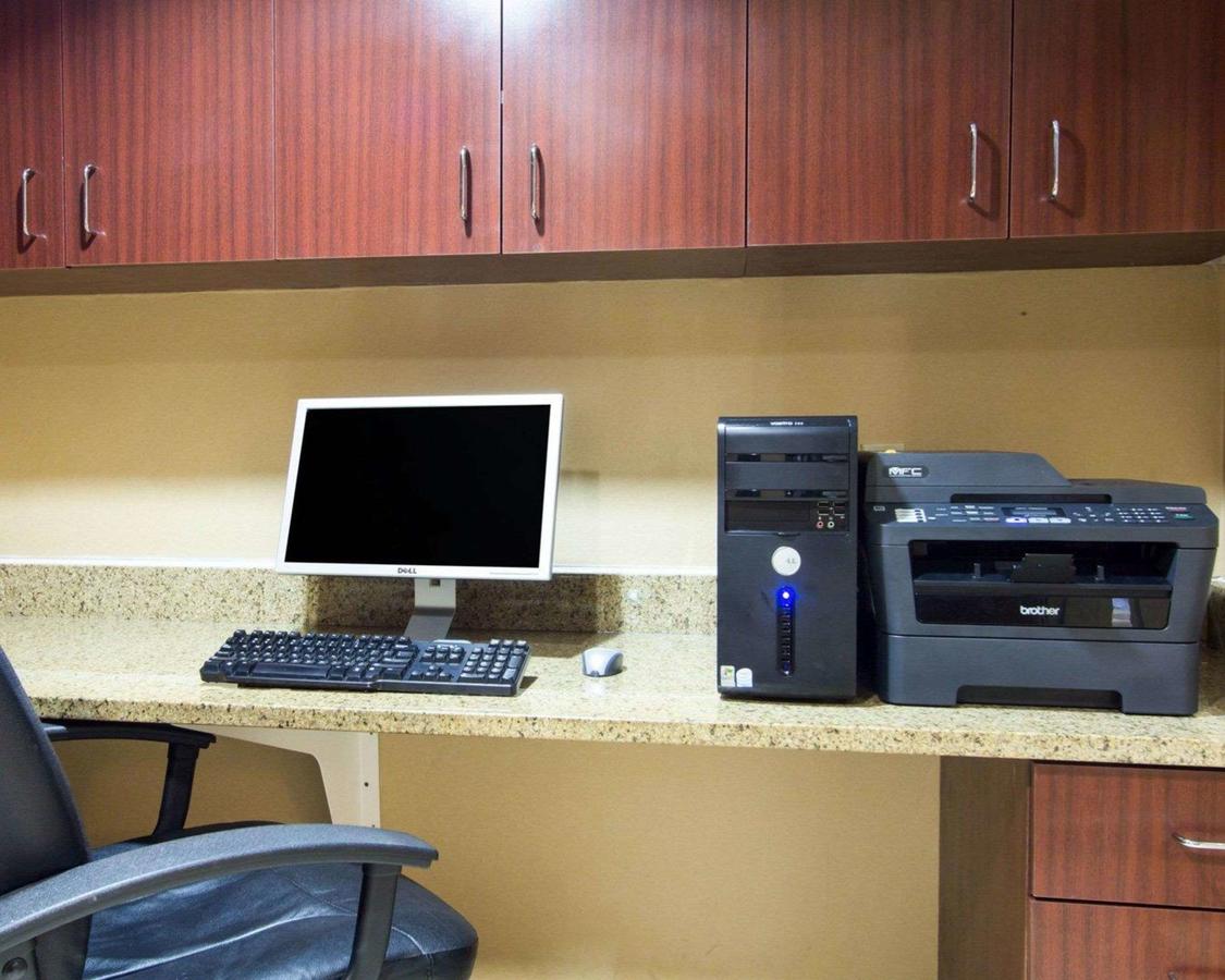 Comfort Inn & Suites Convention Center - thumb 34