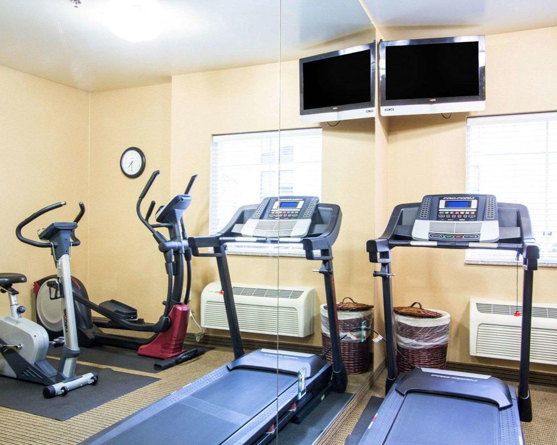 Comfort Inn & Suites Convention Center - thumb 7