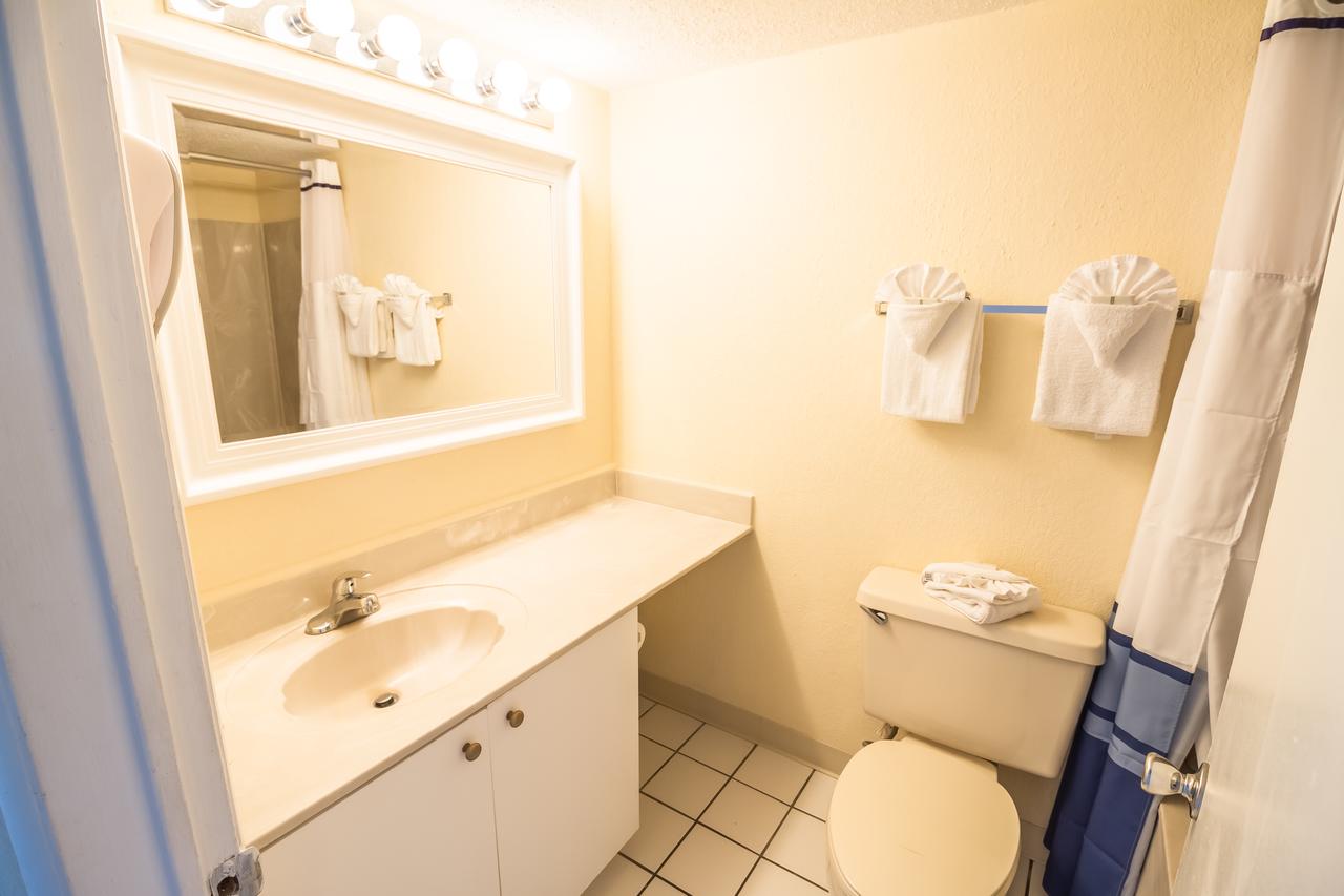 Yachtsman Oceanfront Resort - thumb 14