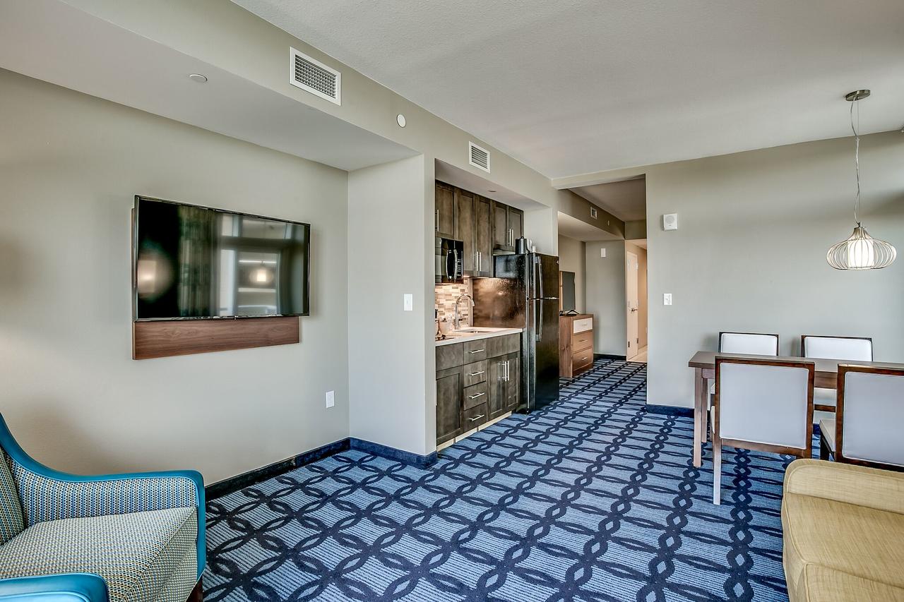 SOUTH BAY INN & SUITES - thumb 26