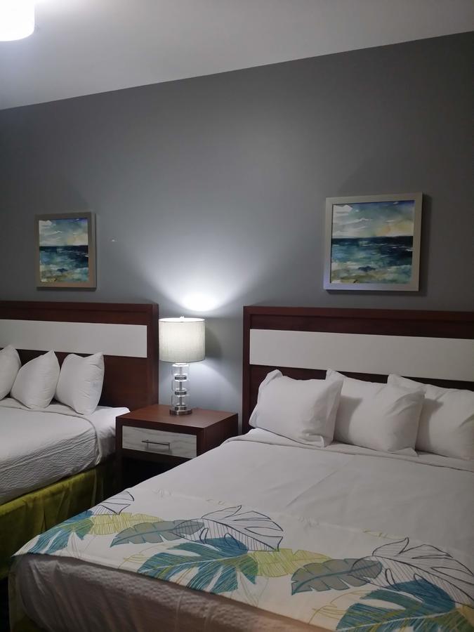 SOUTH BAY INN & SUITES - thumb 13