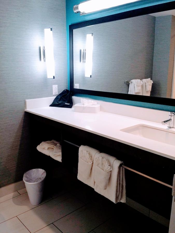 SOUTH BAY INN & SUITES - thumb 7