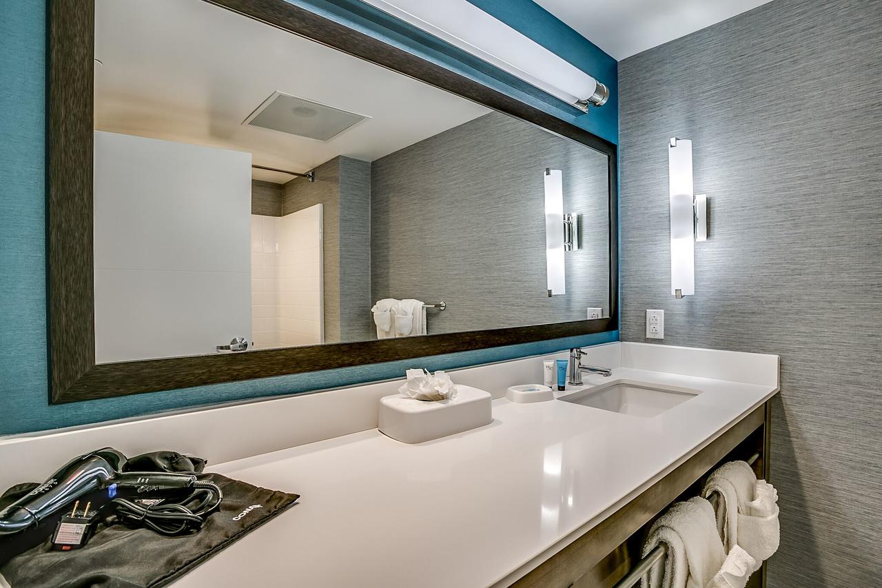 SOUTH BAY INN & SUITES - thumb 35
