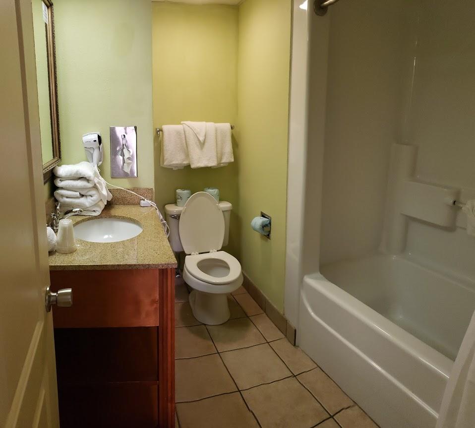 Monterey Bay Suites - thumb 9
