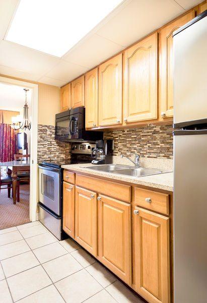 Monterey Bay Suites - thumb 15