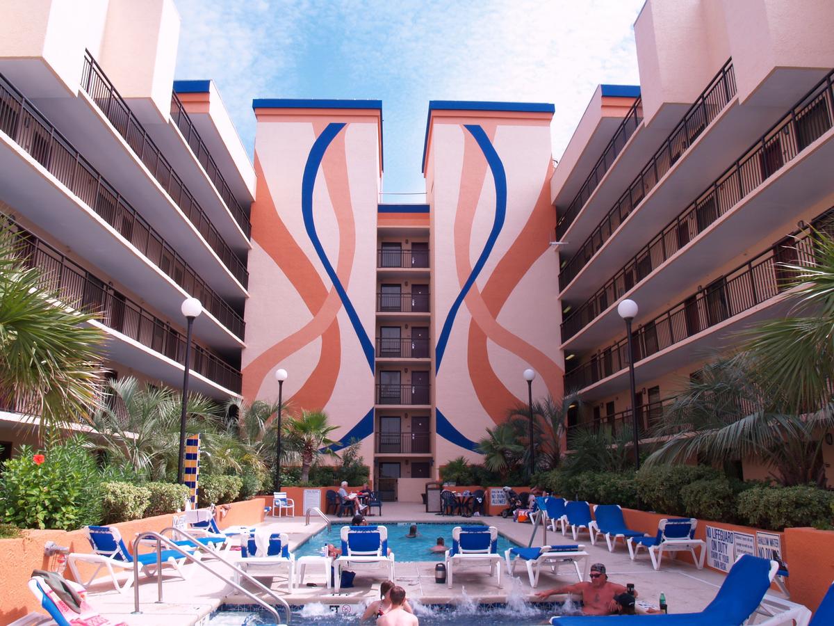 Monterey Bay Suites - thumb 24