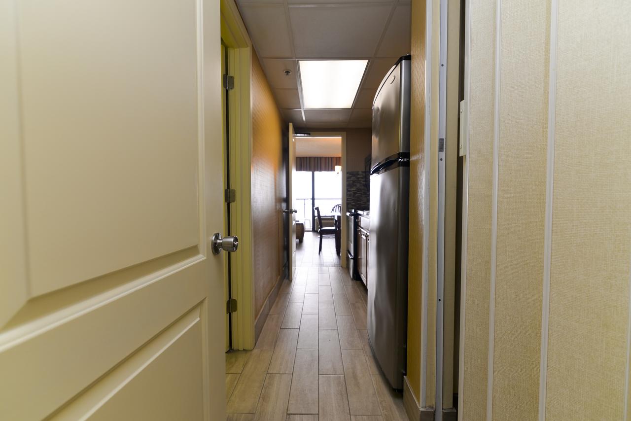 Monterey Bay Suites - thumb 16