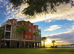 Regatta Inn - Adults Only