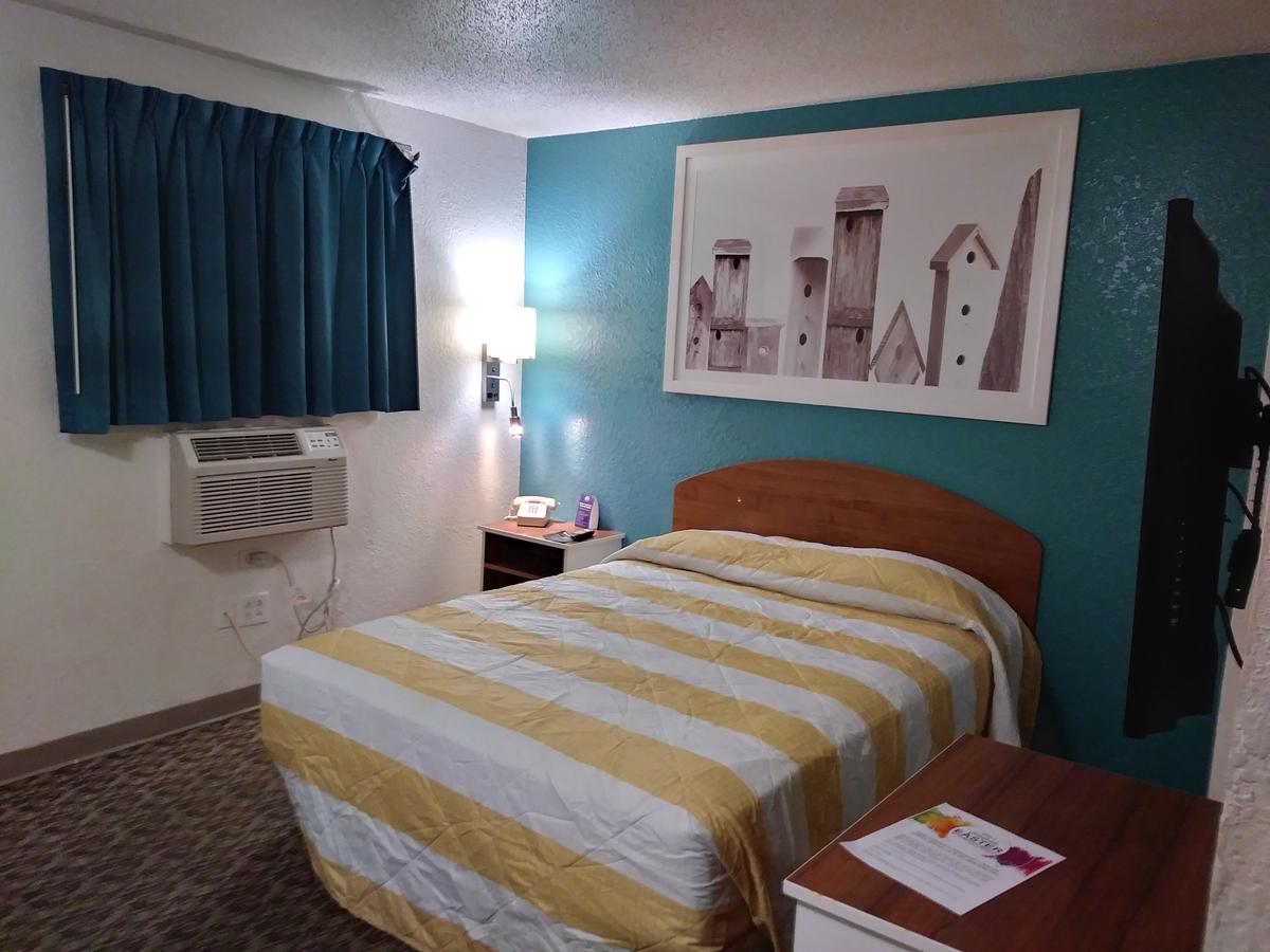 InTown Suites Extended Stay Greenville SC - Wade Hampton - thumb 7