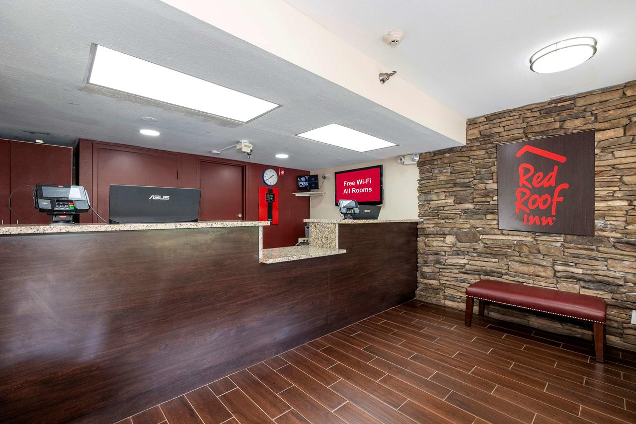 Red Roof Inn & Suites Spartanburg I-85 - thumb 16